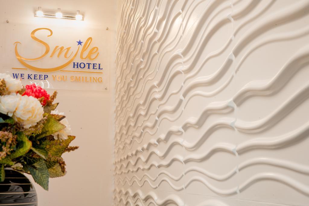 Smile Hotel Hanoi Bagian luar foto