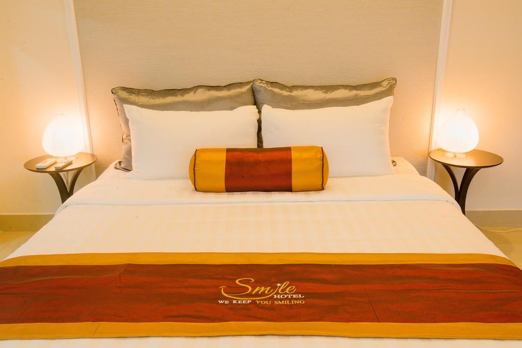 Smile Hotel Hanoi Bagian luar foto