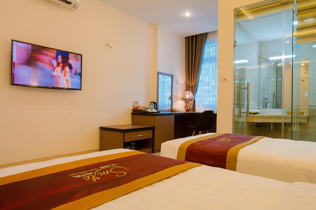 Smile Hotel Hanoi Bagian luar foto